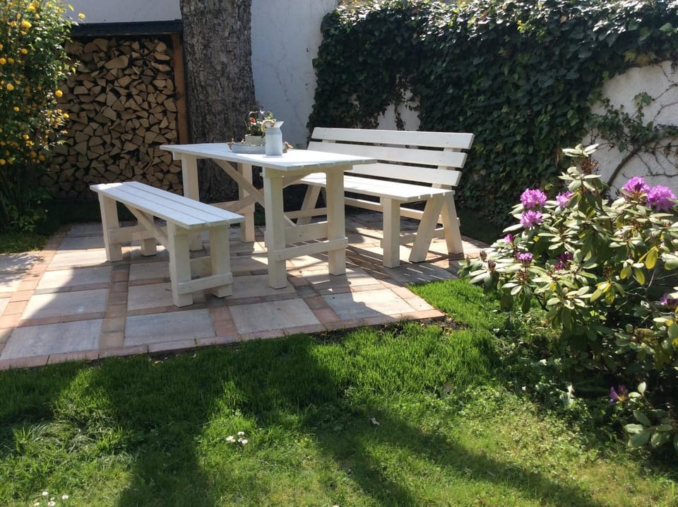 BBQ facilities, Garden