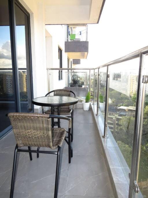 Spacious 3 Bed Apartment-Gym Pool and Rooftop View-Airport Pick Available At a Fee Apartment in Nairobi