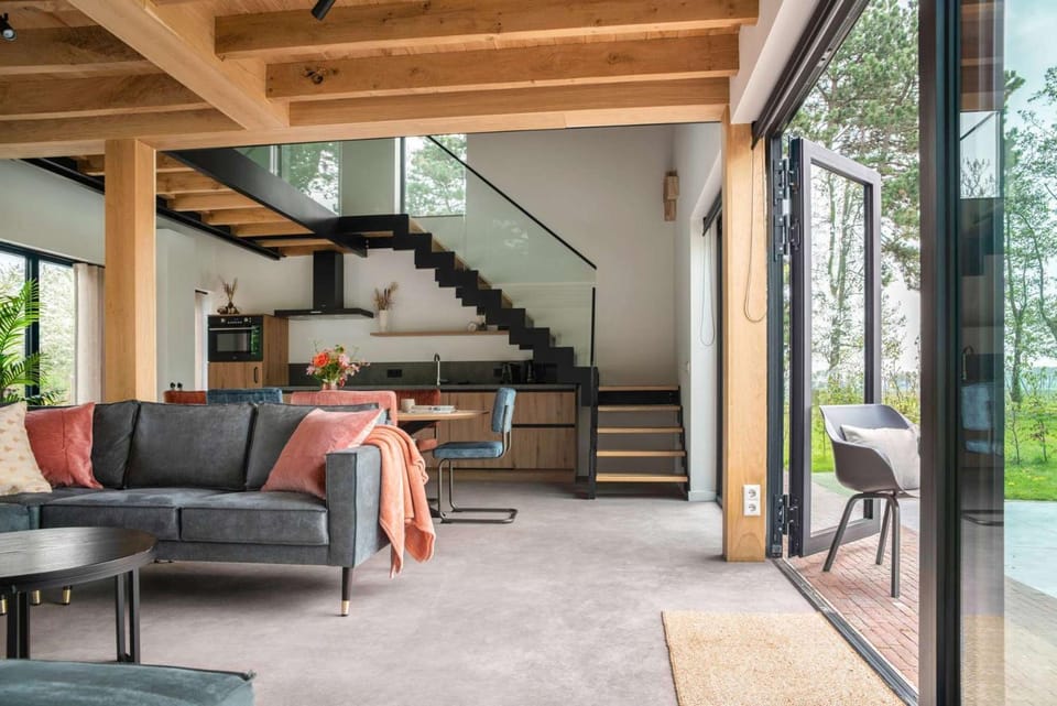 Hello Zeeland - Vakantiewoning Hoeve De Lente House in Zeeland, Netherlands