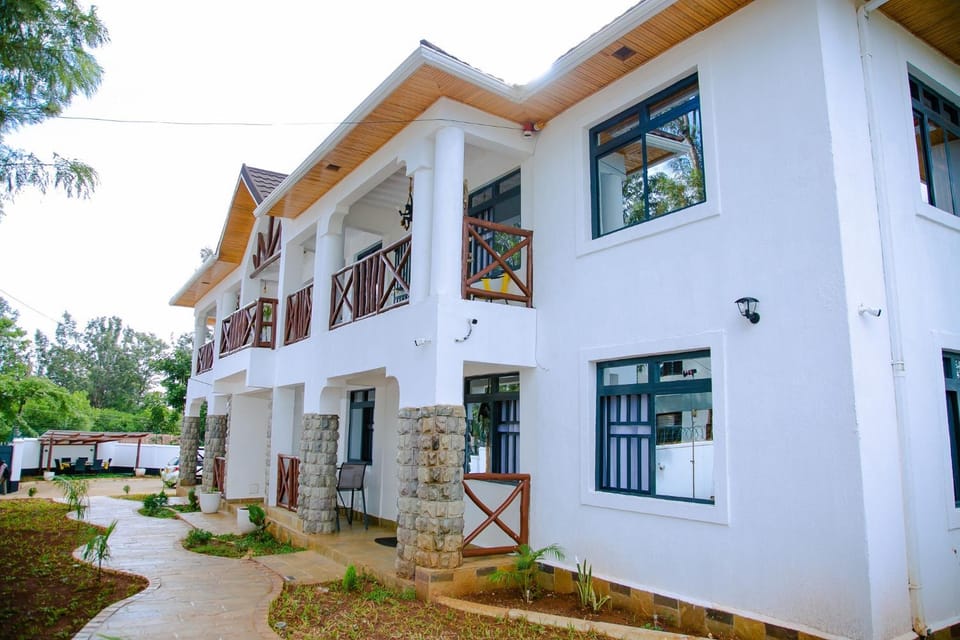 Property building, Day, Parking