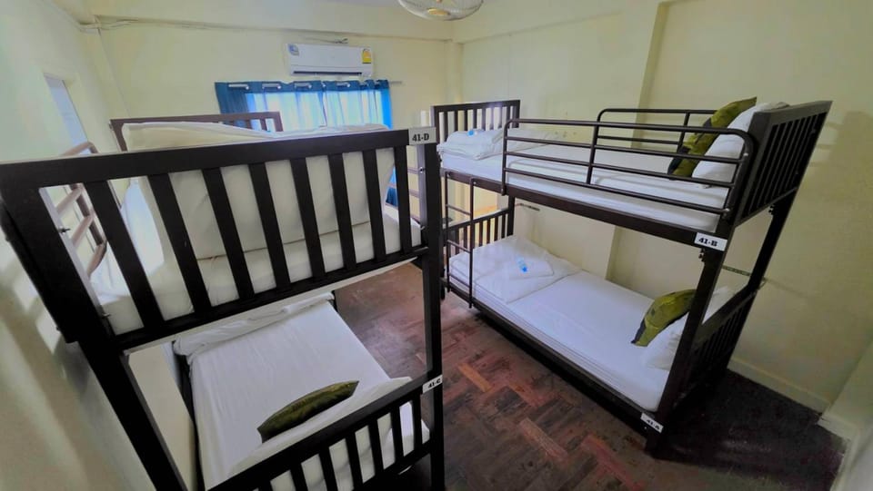 bunk bed