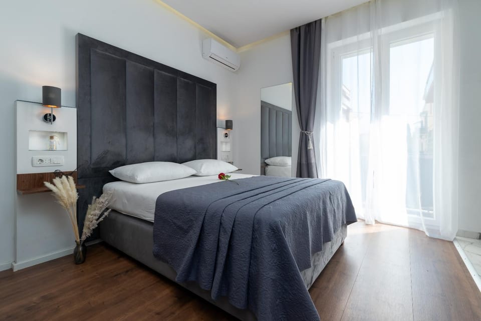 Antares Rooms Split 1 Bed and Breakfast in Split