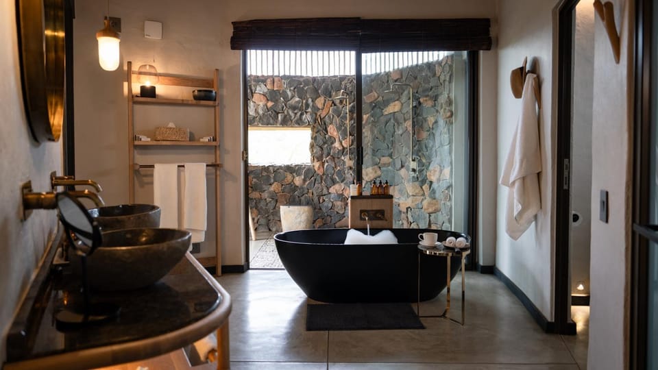 Bathroom, Bath
