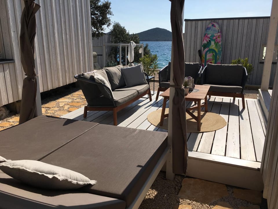 Patio, Sea view