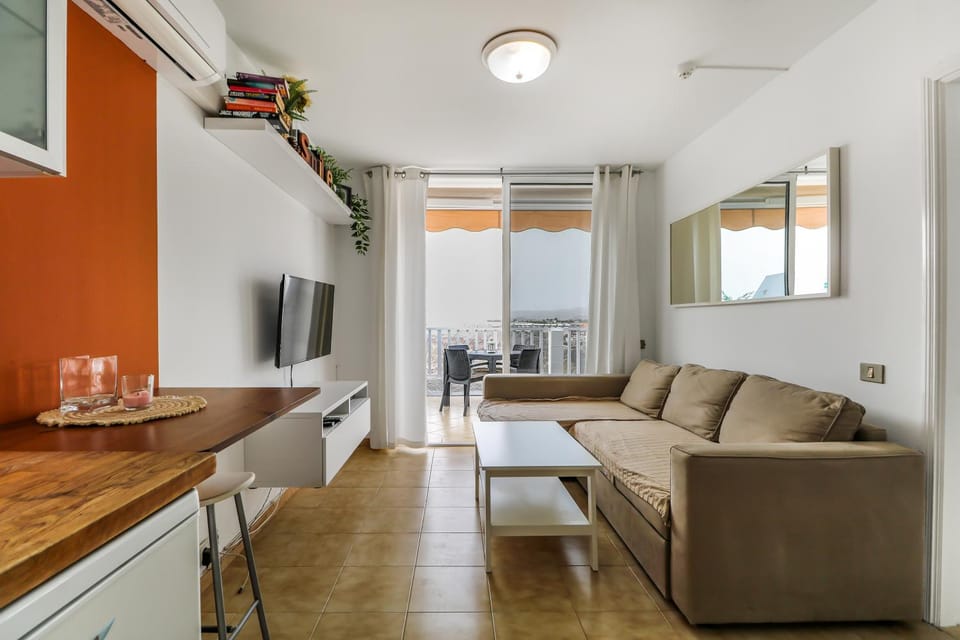 Bright Amadores Seaview Apartment Apartment in Puerto Rico de Gran Canaria