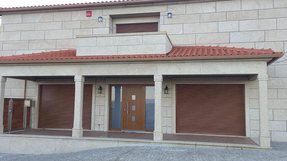 Property building, Facade/entrance