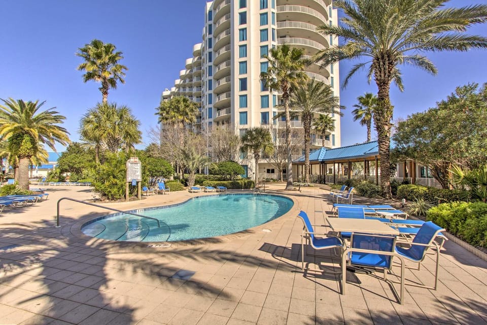 Palms of Destin Resort Condo w/ Private Balcony! House in Destin