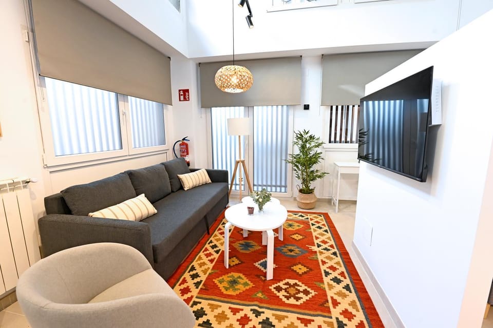TV and multimedia, Living room, Seating area
