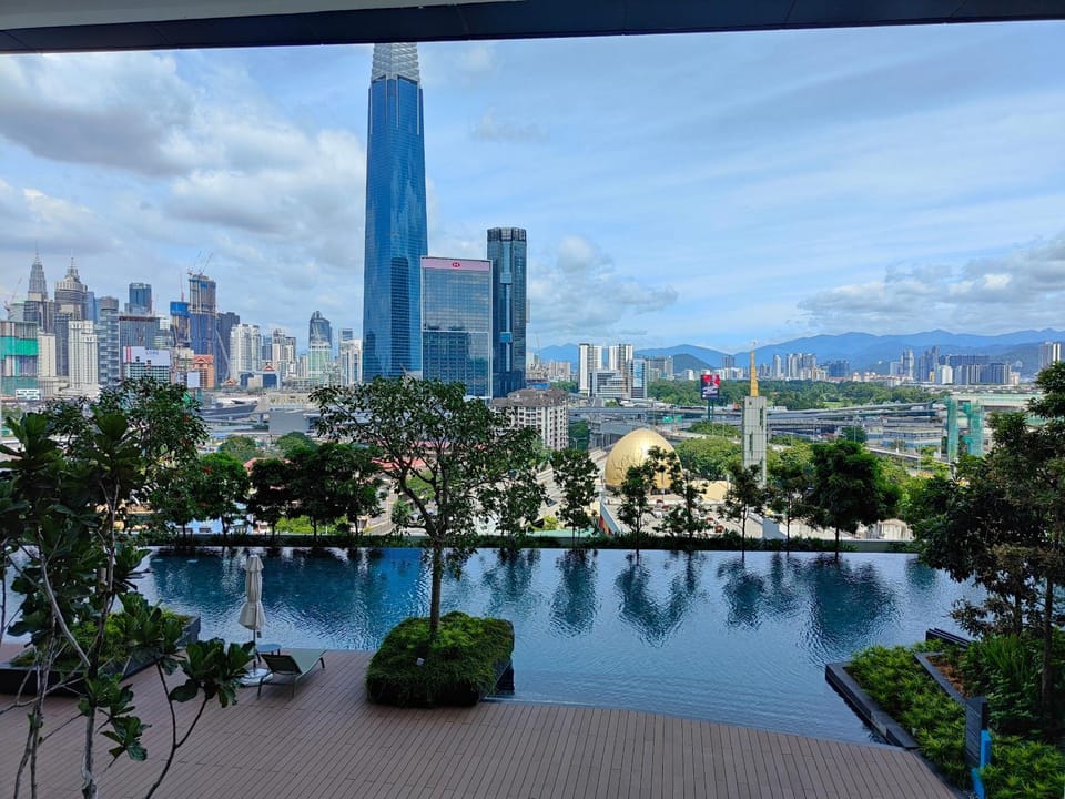 Property building, Nearby landmark, Day, City view, Swimming pool