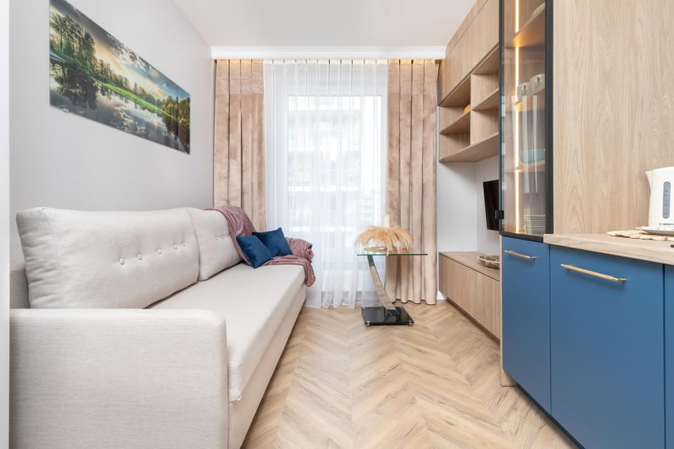 Kitchen or kitchenette, Living room, Seating area