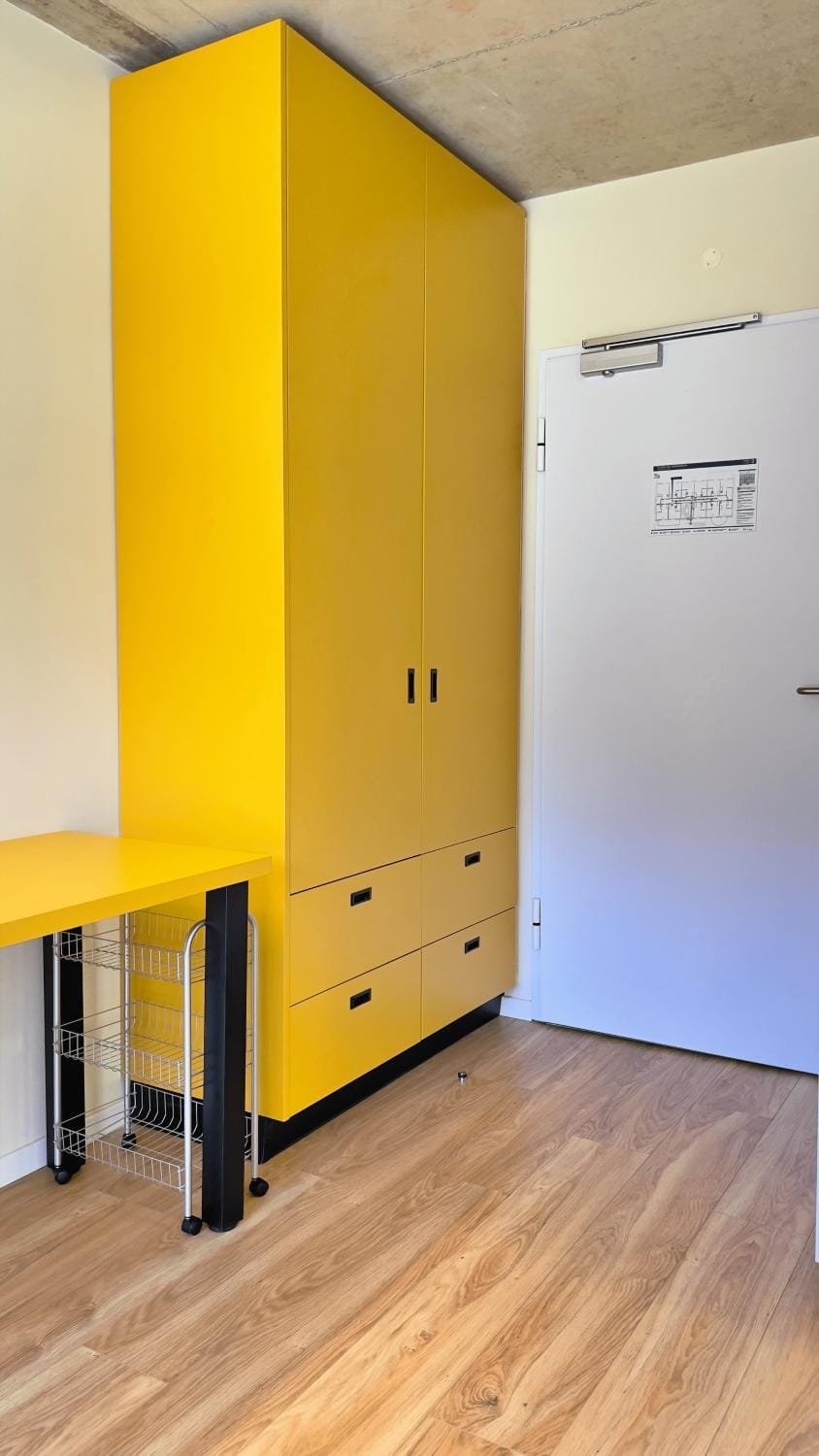 wardrobe