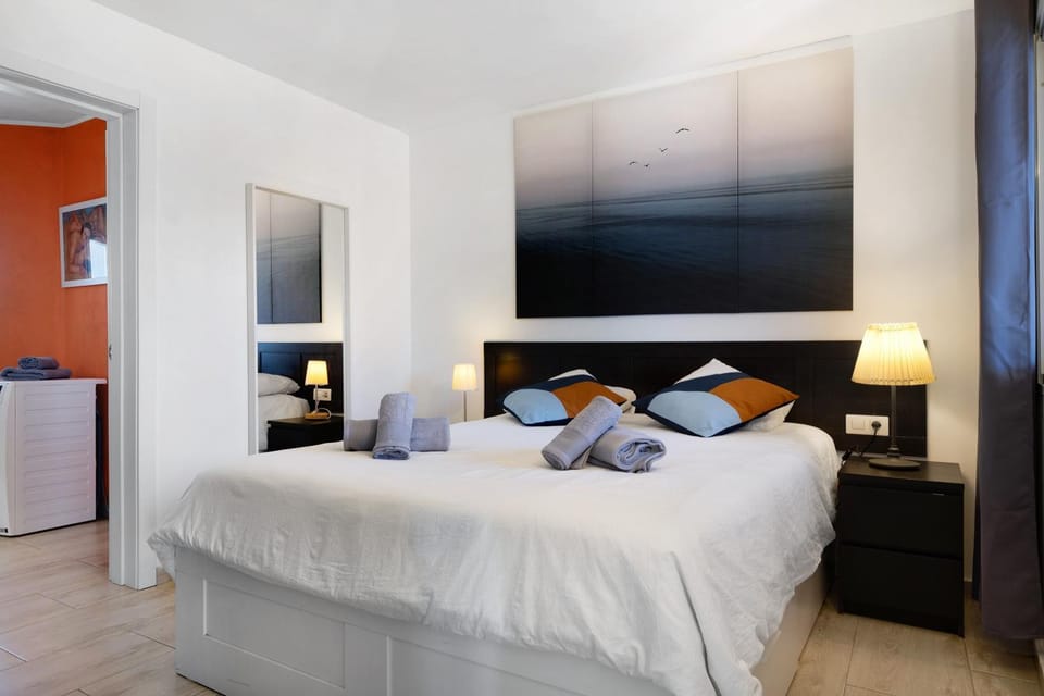 Living room, Bedroom