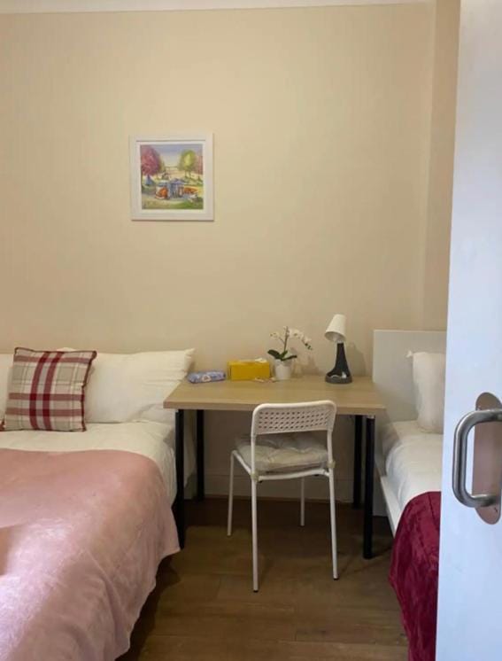 Lovely Private Rooms in Camden, Central London Vacation rental in London Borough of Islington
