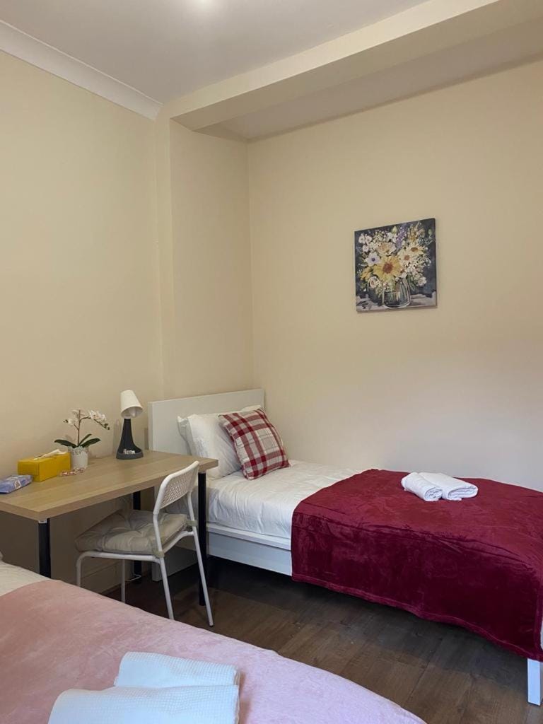 Lovely Private Rooms in Camden, Central London Vacation rental in London Borough of Islington