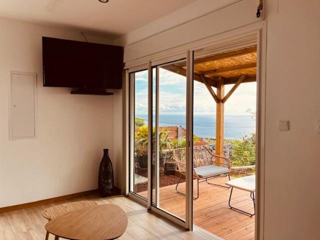 Living room, Sea view