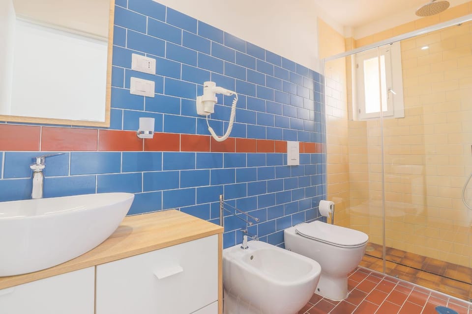 Shower, Toilet, Bathroom, bidet