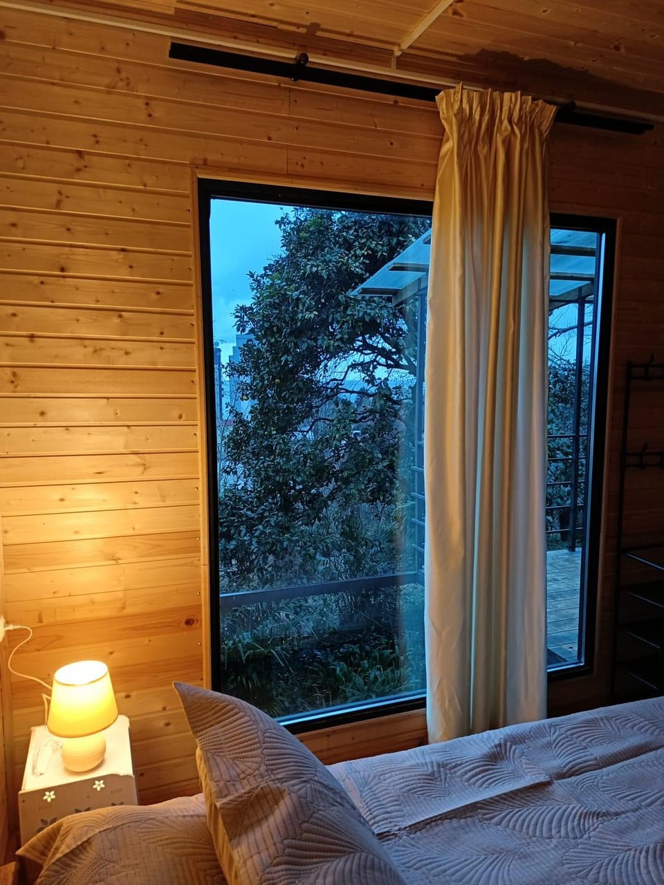 Natural landscape, Photo of the whole room