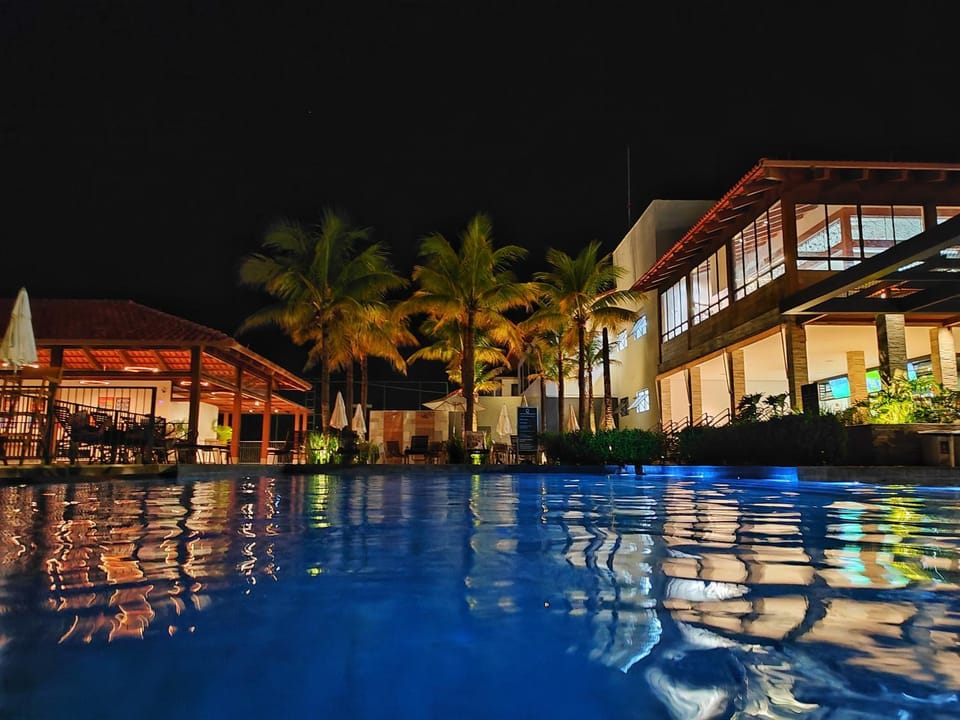 Property building, Restaurant/places to eat, Night, Garden, On site, Garden view, Pool view, Swimming pool