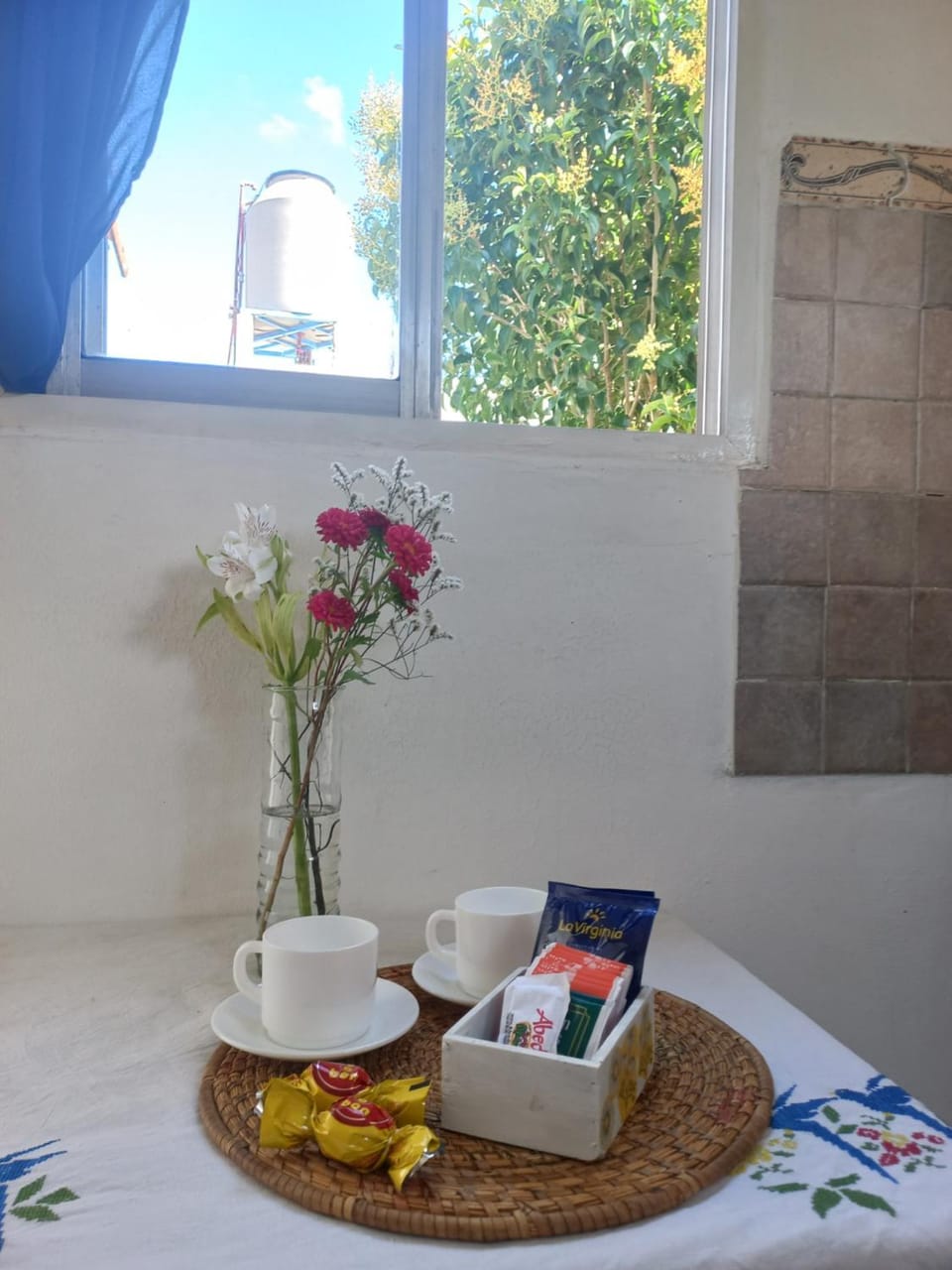 Coffee/tea facilities, Garden view