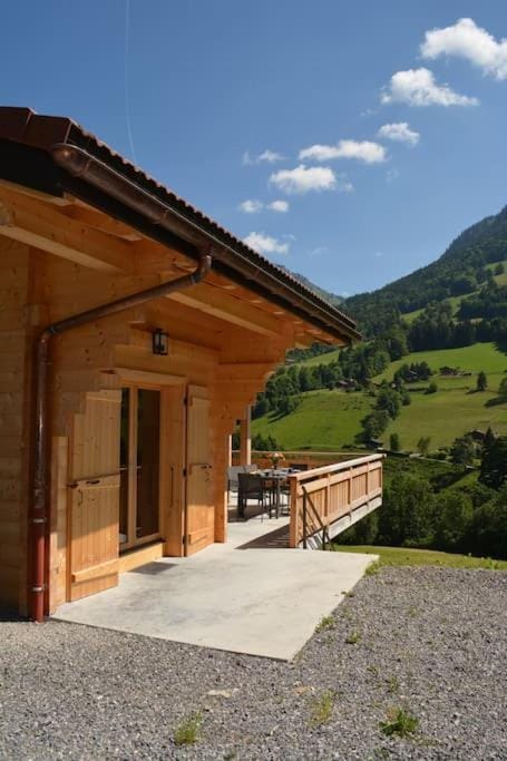 Chalet Génie des Alpages, 8 personnes, proche stations House in Haute-Savoie