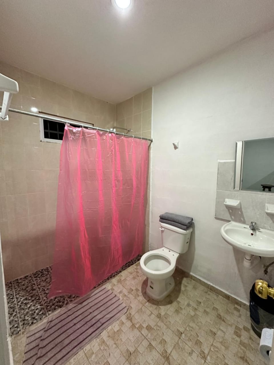 Shower, Bathroom, towels