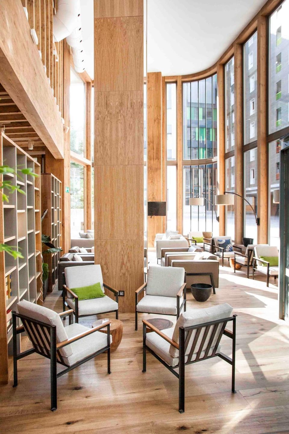 Balcony/Terrace, Lounge or bar, City view, Street view