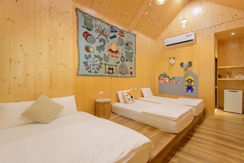 Photo of the whole room