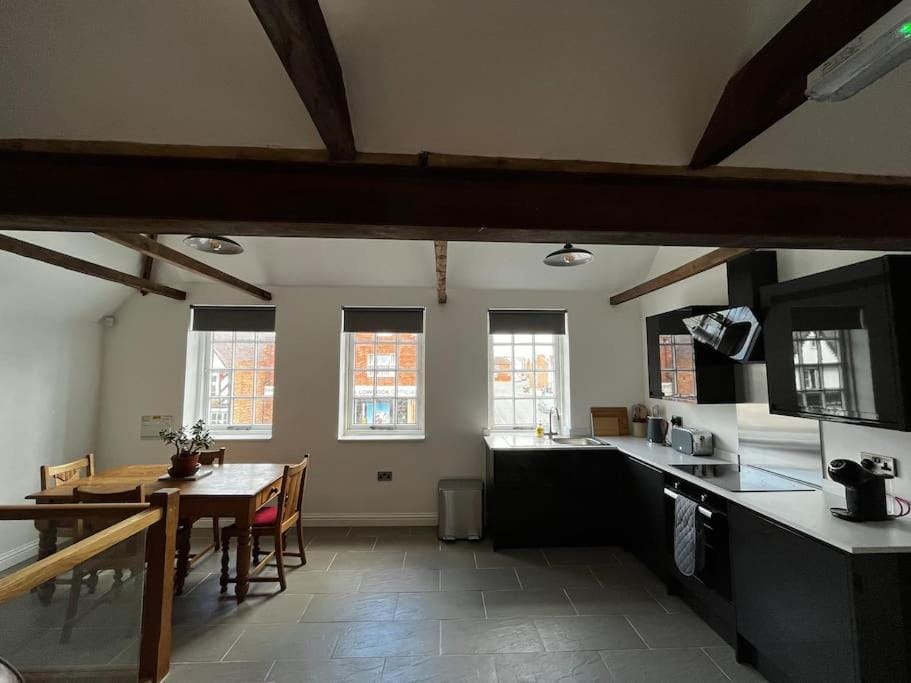The Fish Loft Apartment in Tewkesbury
