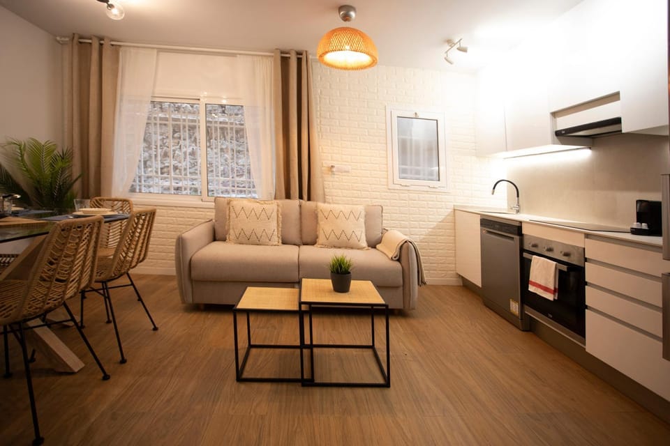 Kitchen or kitchenette, Living room, Dining area