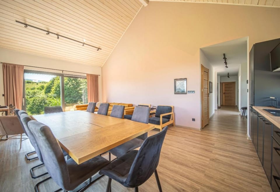 RosoChata313 Dom w górach z Sauną,Jacuzzi,Basenem "Panieński" ruska Bania na wyłączność Villa in Lesser Poland Voivodeship