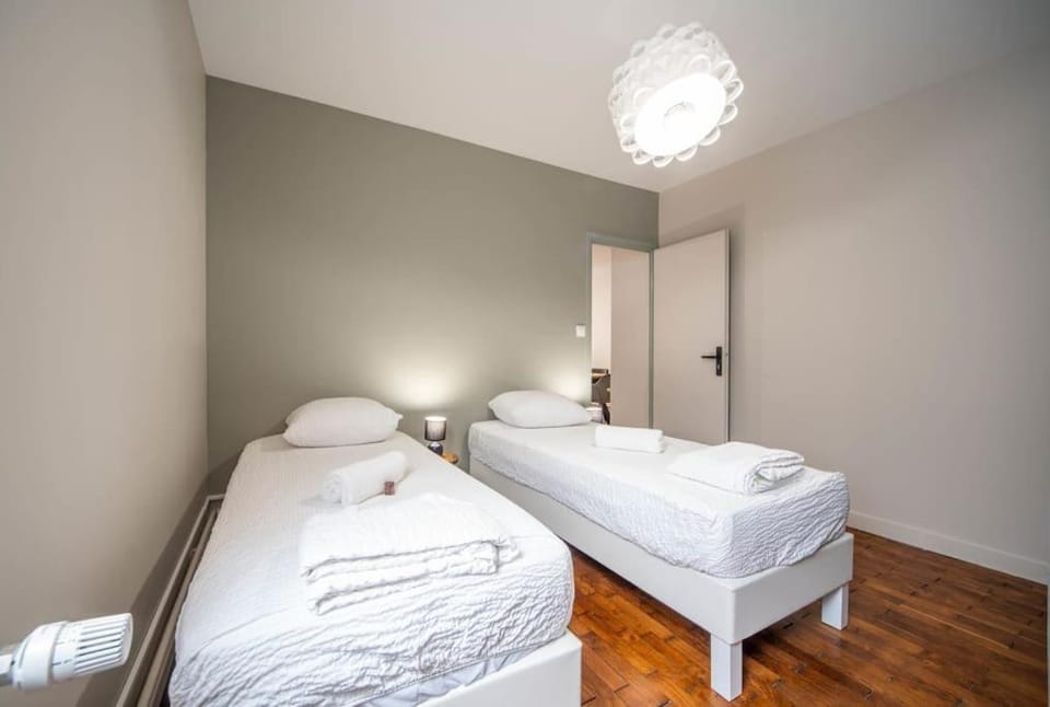 Appartement centre-ville 6 personnes Apartment in Bourgogne-Franche-Comté