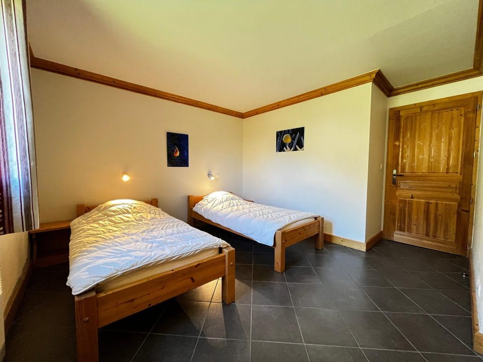 Appart spacieux 8 pers, ski aux pieds, parking, wifi inclus - FR-1-508-294 Apartment in Piedmont