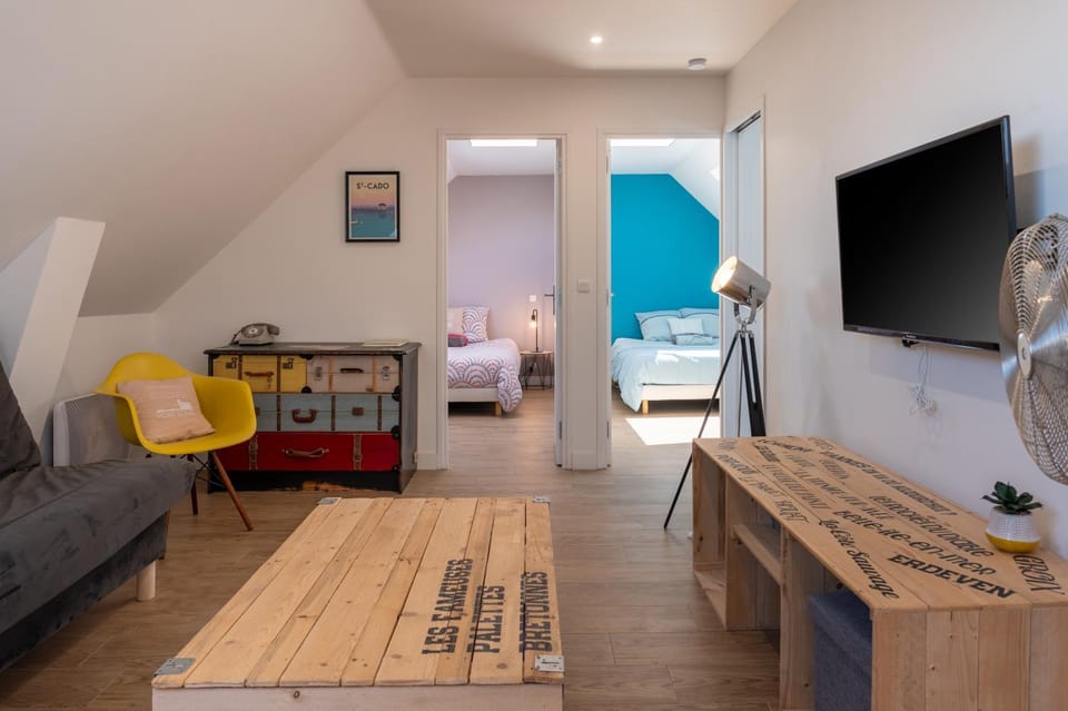 Property building, Living room