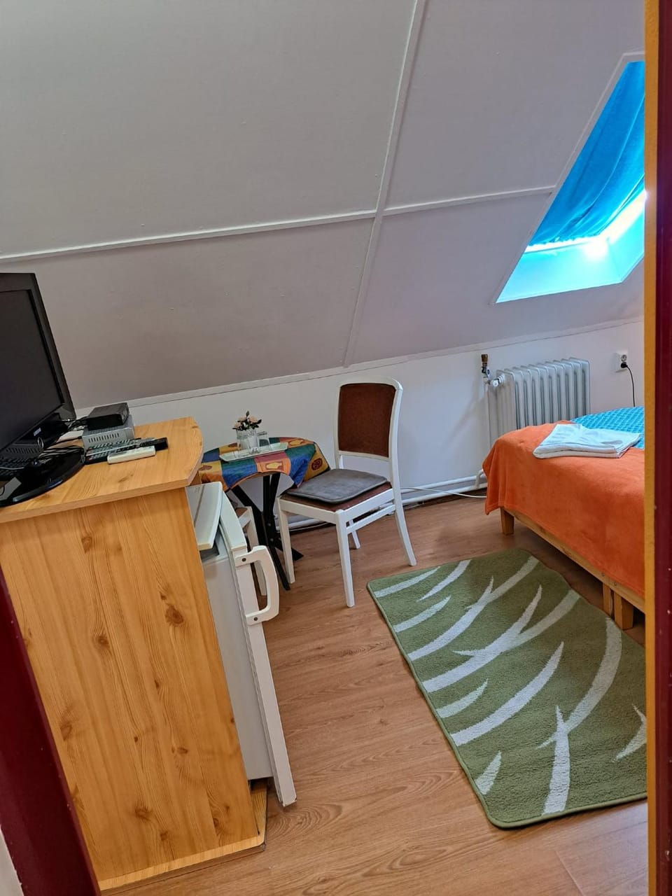 TV and multimedia, Dining area