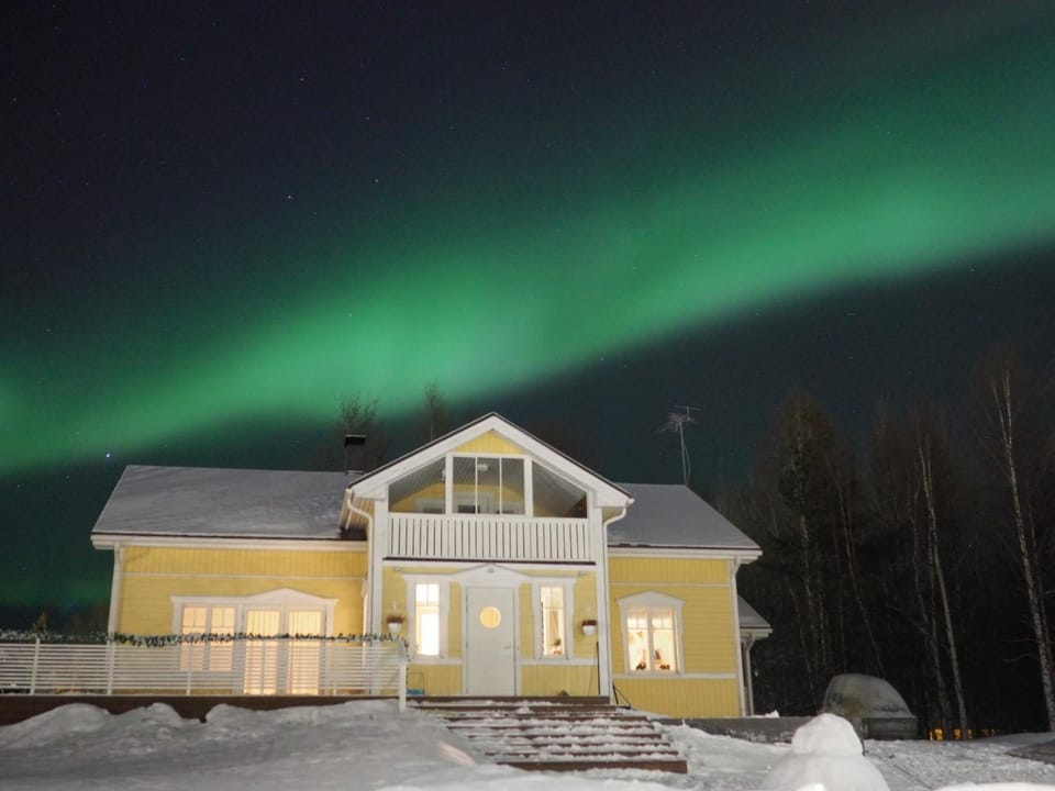 Arctic Lakeside Villa Villa in Lapland