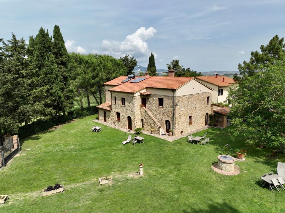 Property building, Day, Natural landscape, Garden view