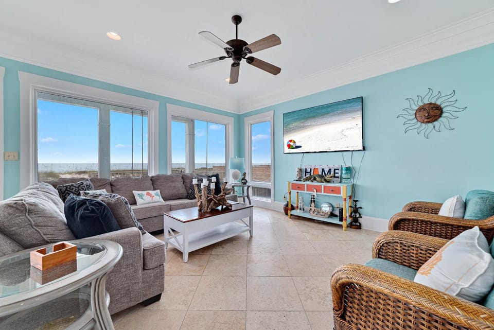 Nana's Serenity House in West Beach