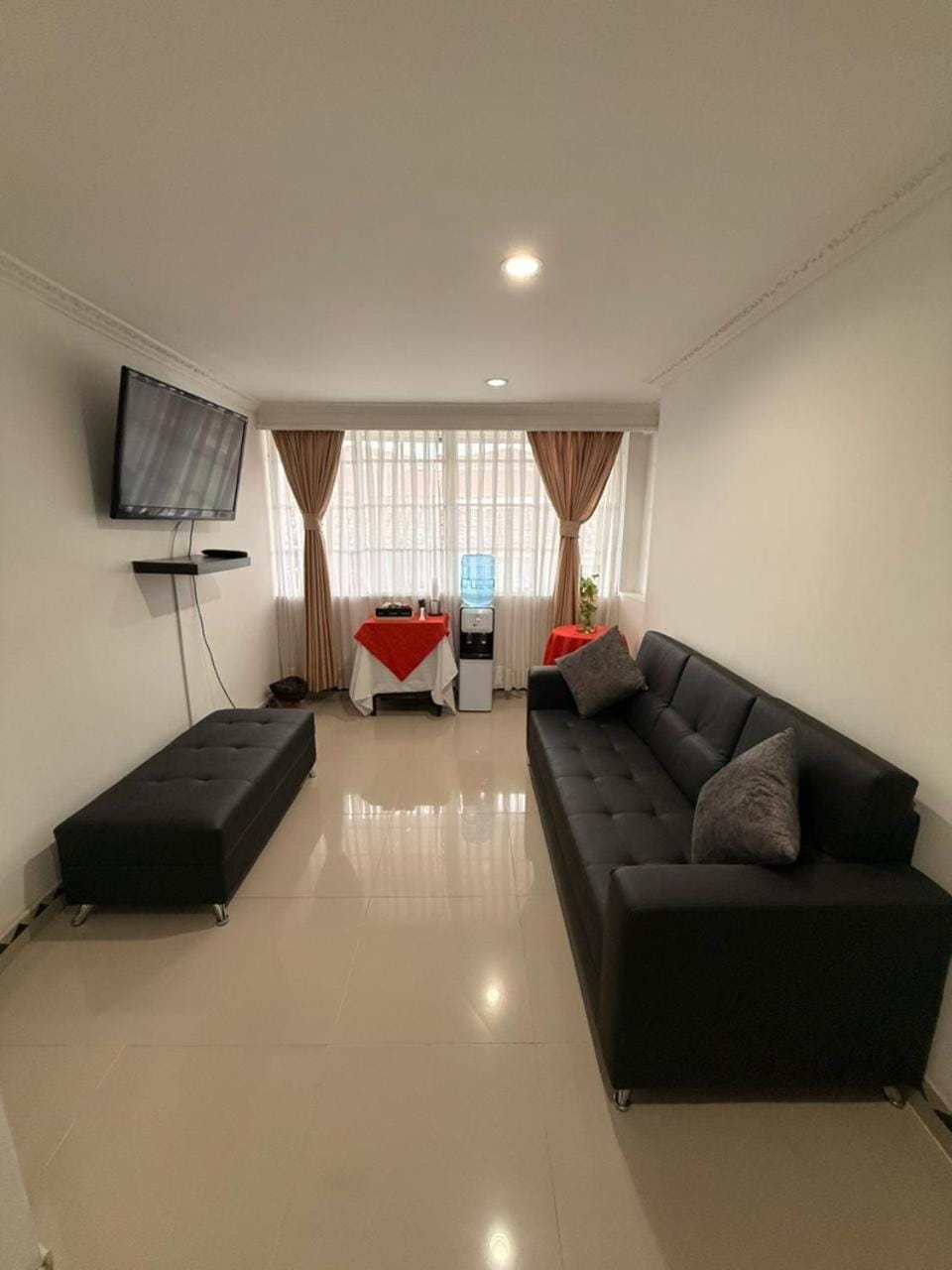 Communal lounge/ TV room, TV and multimedia, Living room