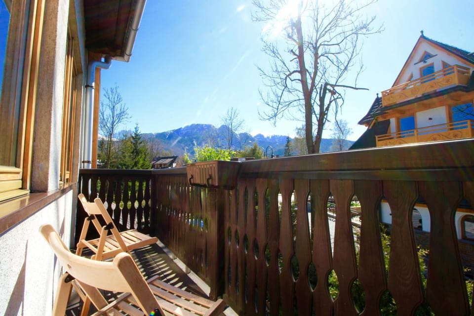 Spring, Day, Landmark view, Mountain view