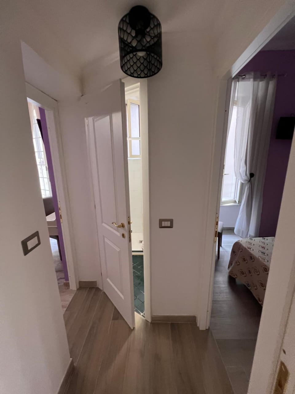 Bed, Bedroom, internet, wardrobe