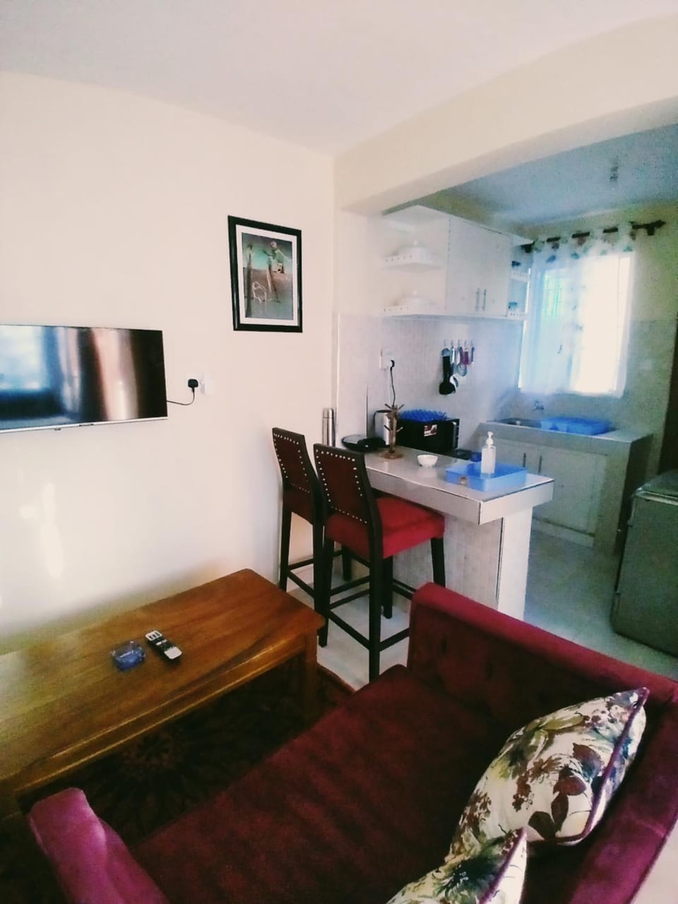 Kitchen or kitchenette, Living room