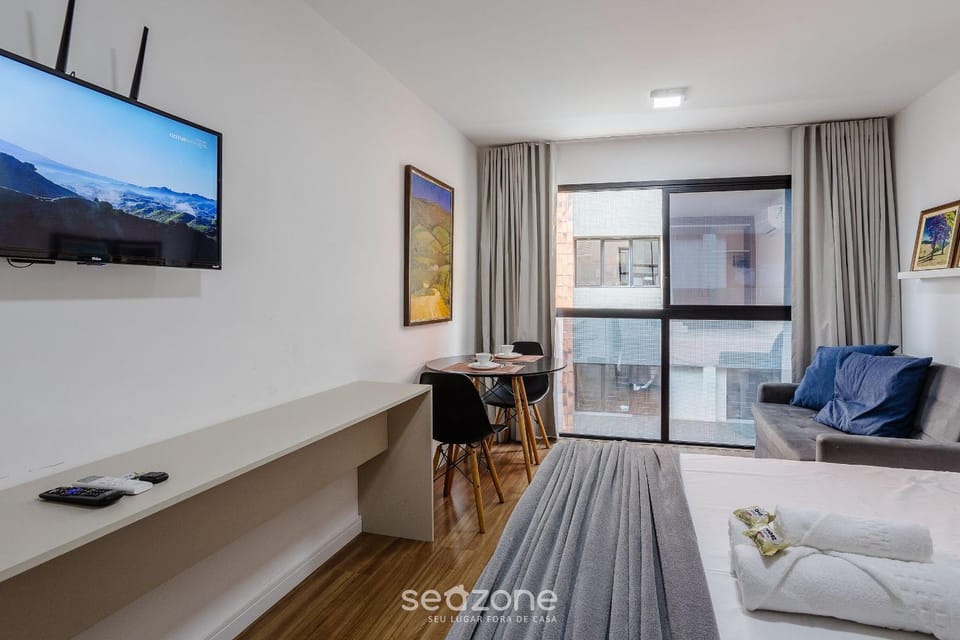 TV and multimedia, Dining area, Bedroom