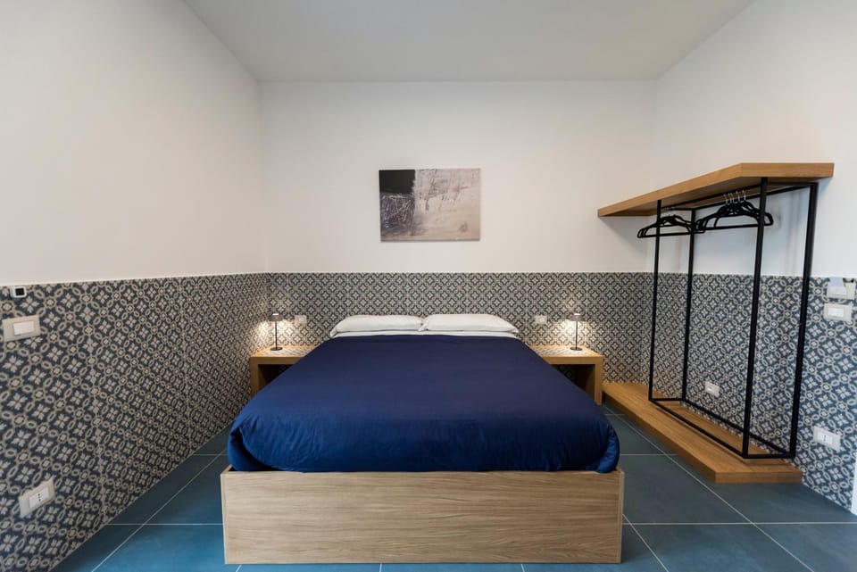 Bedroom, wardrobe
