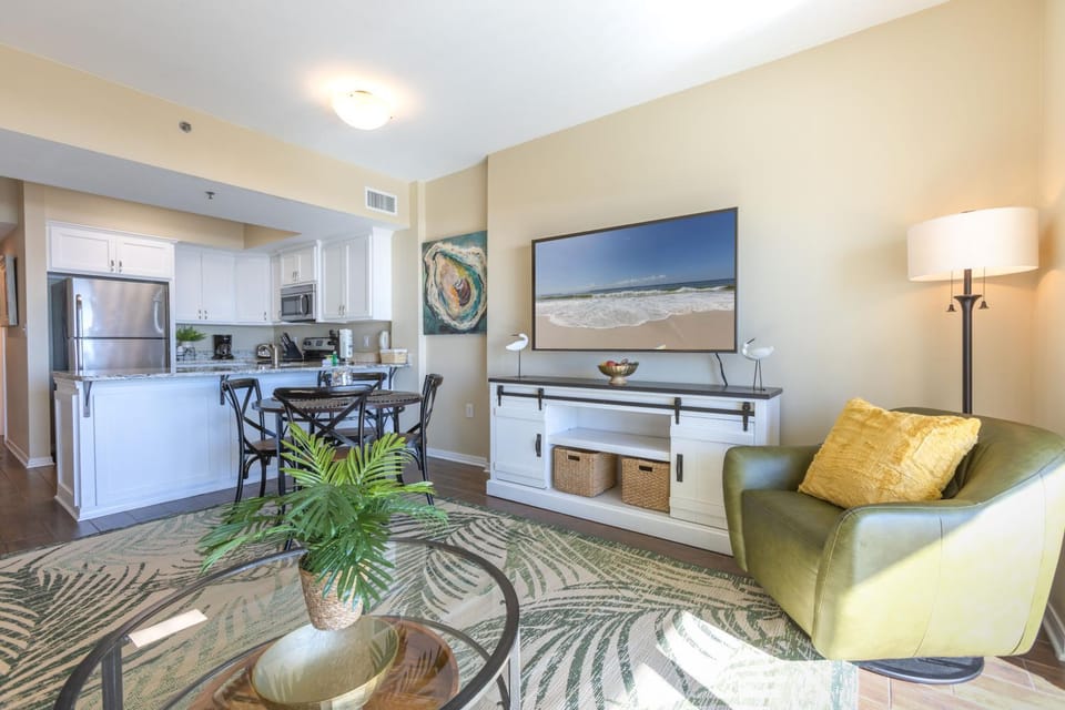 Tidewater 304-Family friendly complex to enjoy the Beach! House in Orange Beach