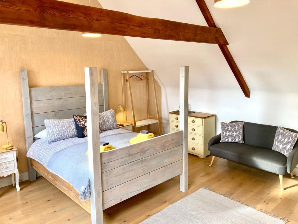 Bed, Bedroom, Family, furniture