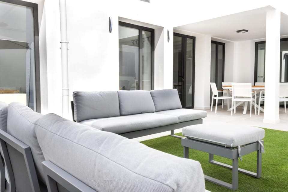 Patio, Garden, Balcony/Terrace