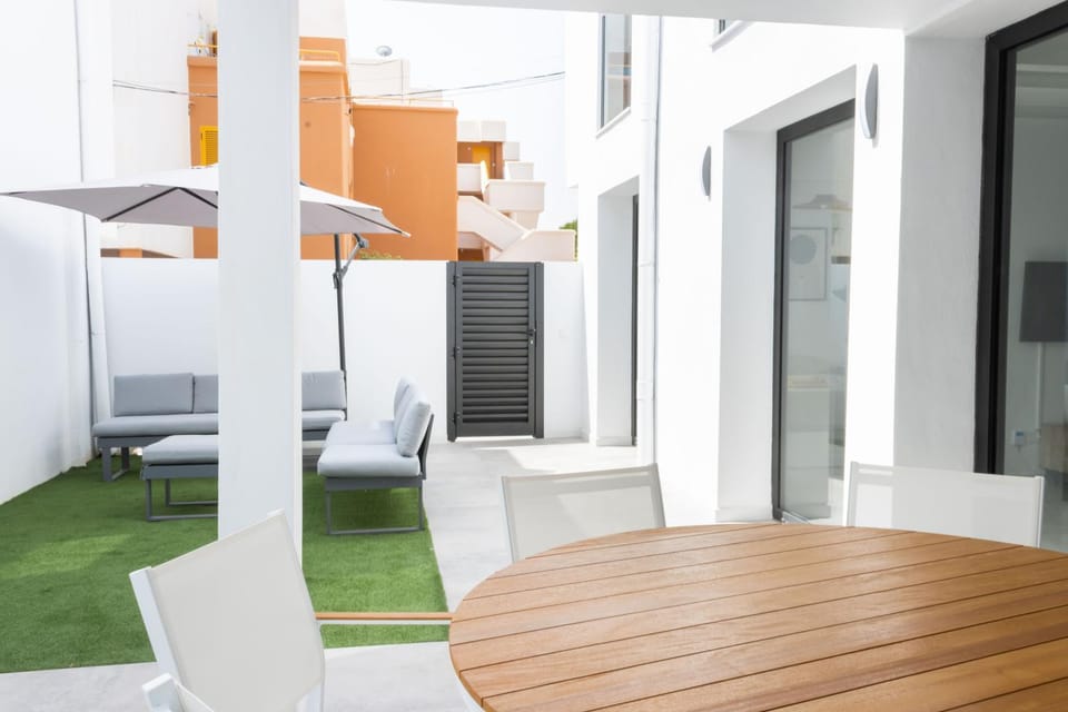 Patio, Garden, Balcony/Terrace