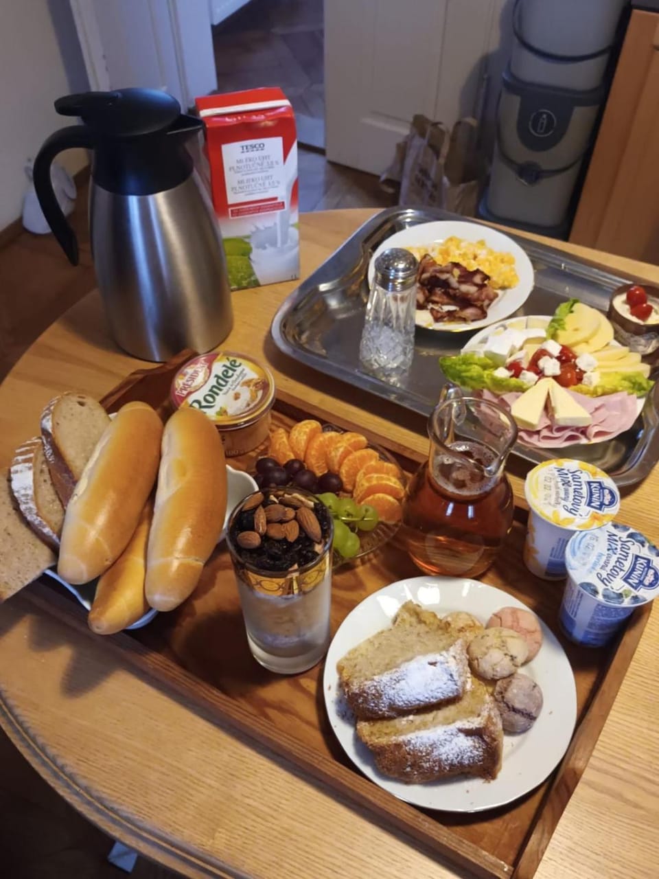 Breakfast, Breakfast