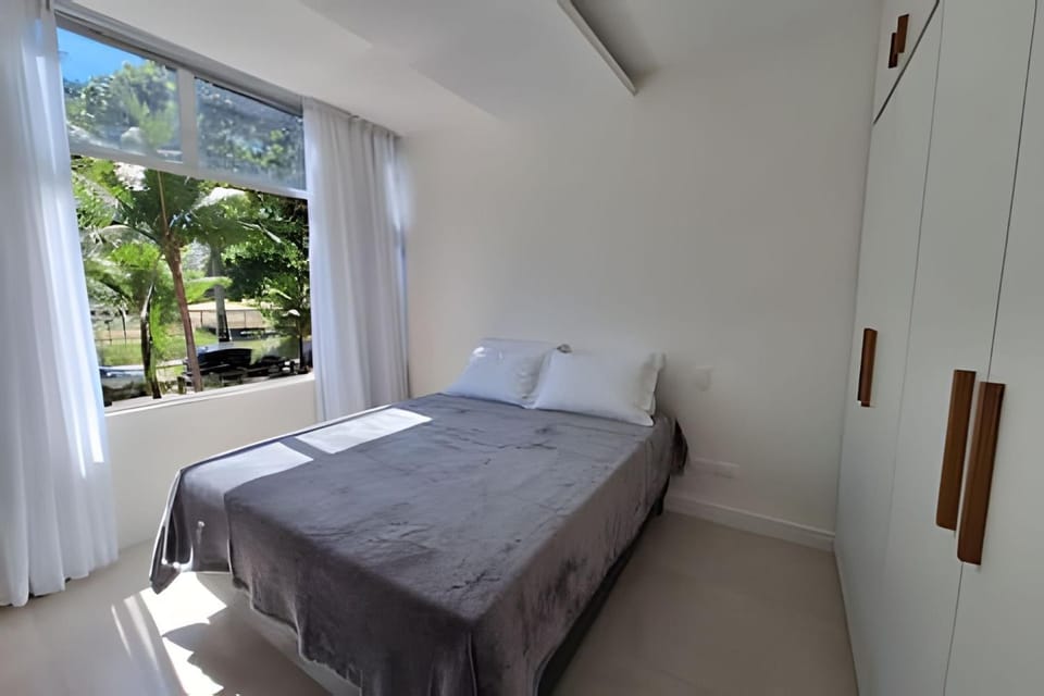 View (from property/room), Photo of the whole room, Bedroom