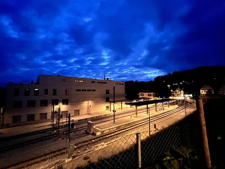 Night, Neighbourhood, Street view